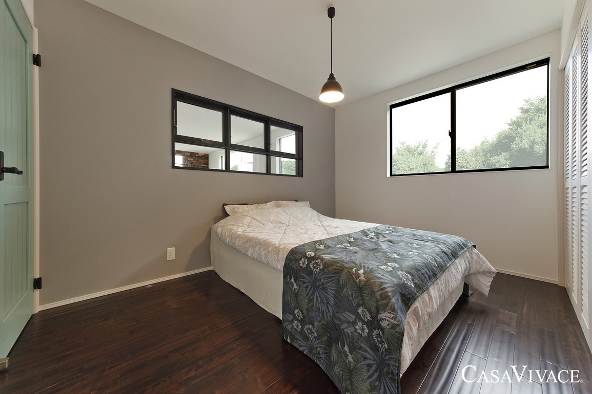 こだわりのアイテムに囲まれたネオ・ヴィンテージを楽しむ家