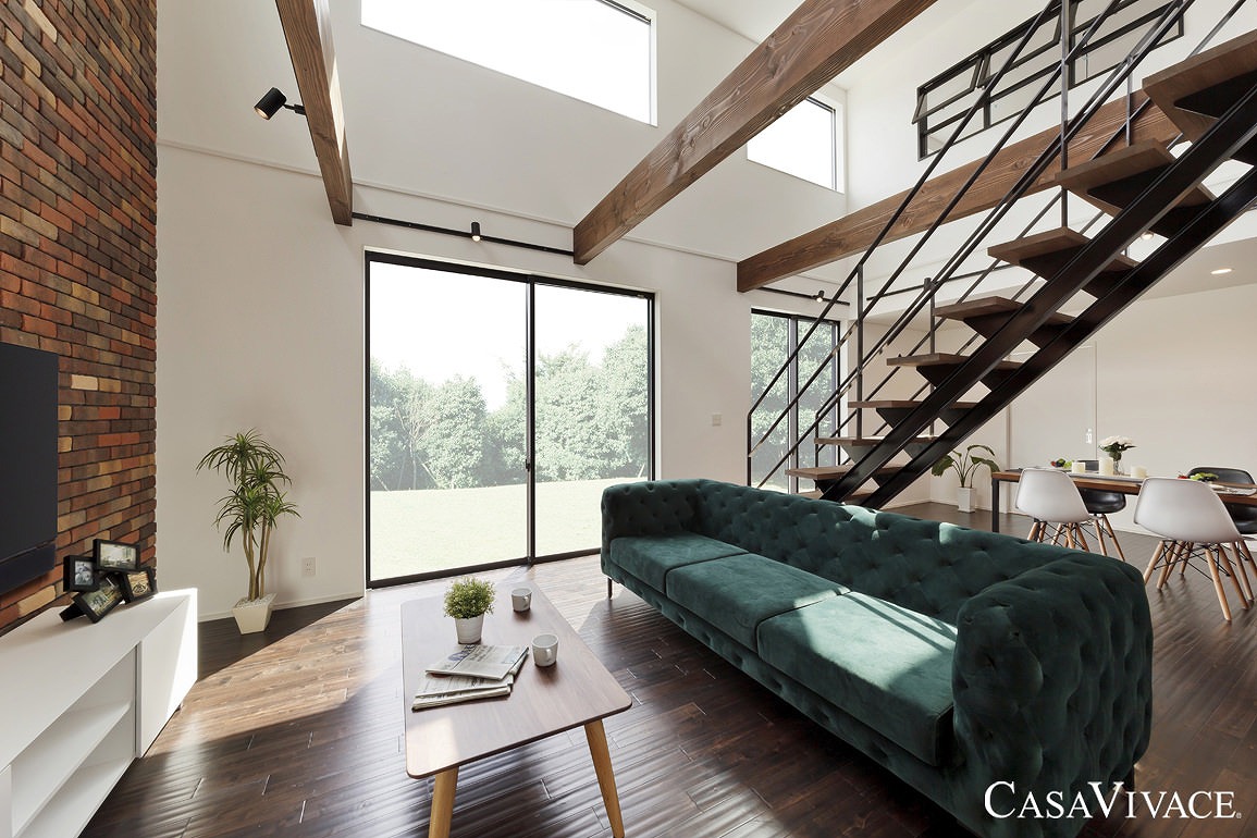 こだわりのアイテムに囲まれたネオ・ヴィンテージを楽しむ家