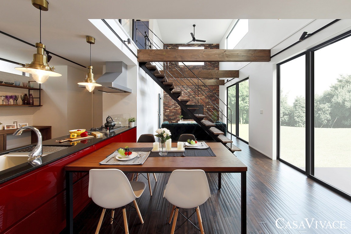 こだわりのアイテムに囲まれたネオ・ヴィンテージを楽しむ家