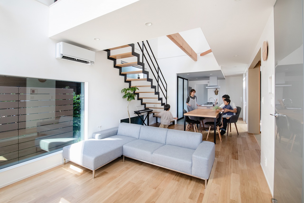 温もりと優しさが同居する家