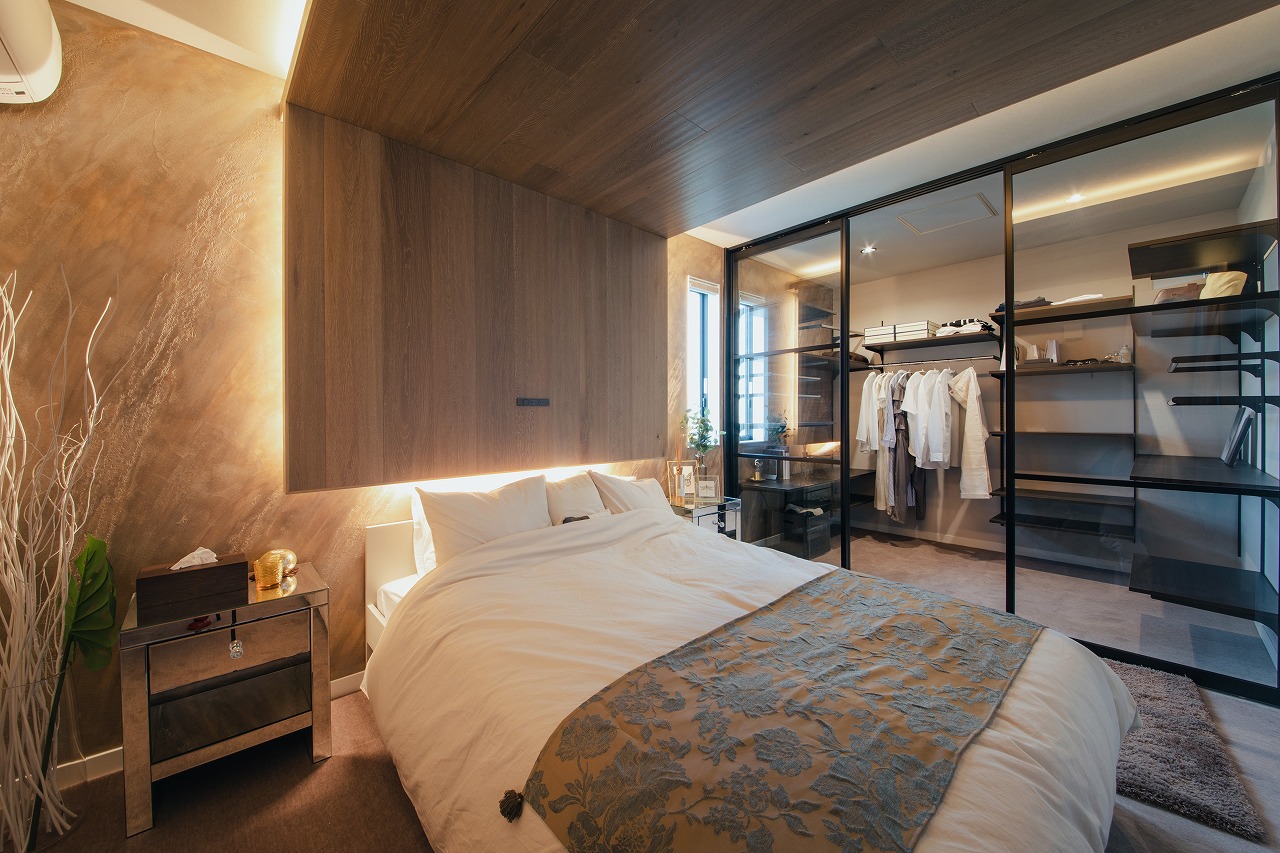プライバシーと開放感を両立したホテルライクな住まい
