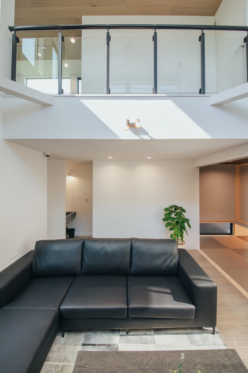 プライバシーと開放感を両立したホテルライクな住まい