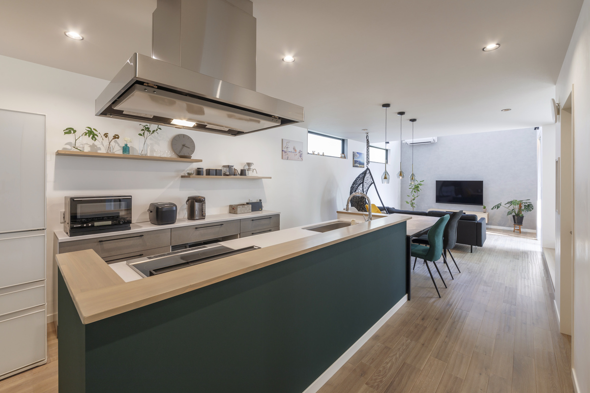 デザインも家事ラクも想像以上! アートな暮らしを楽しむモダンな家