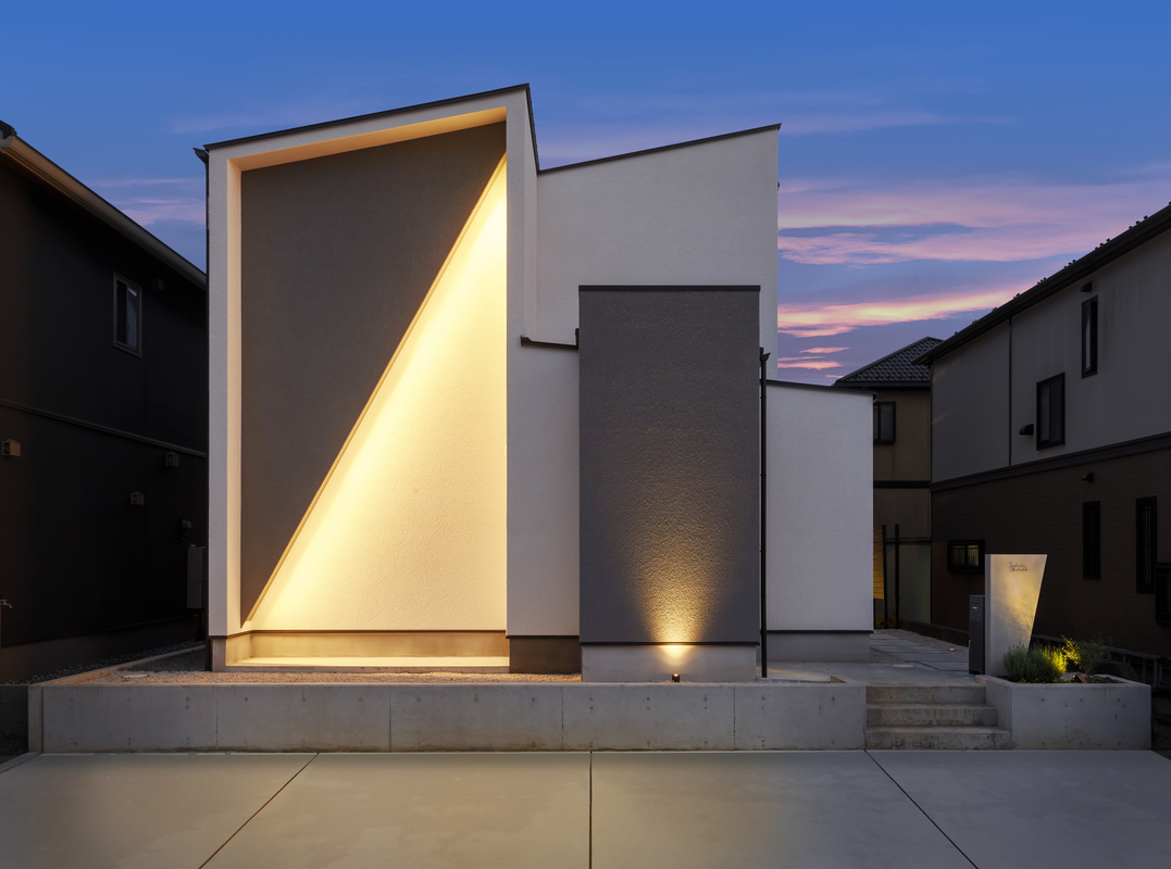 デザインも家事ラクも想像以上! アートな暮らしを楽しむモダンな家